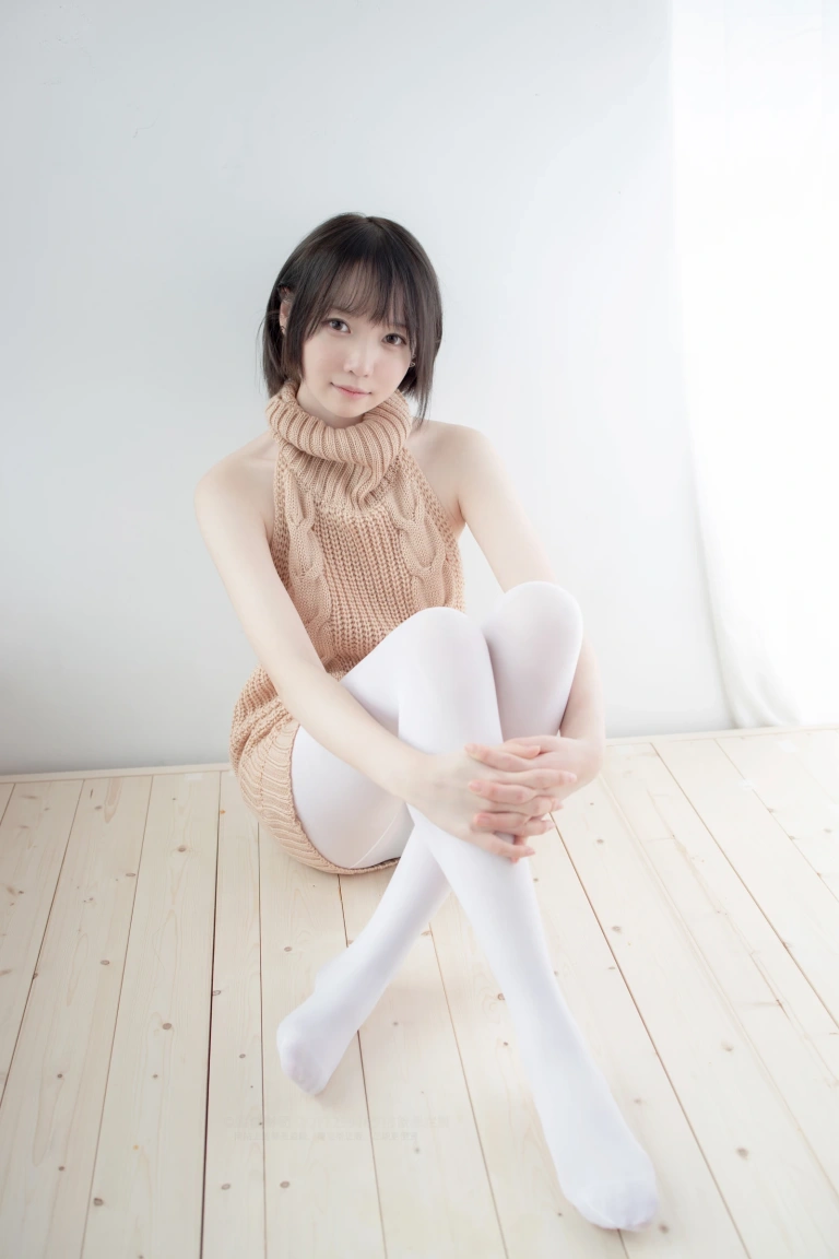 《LOVEPLUS-004》｜森萝财团 · 97张写真、1 个视频