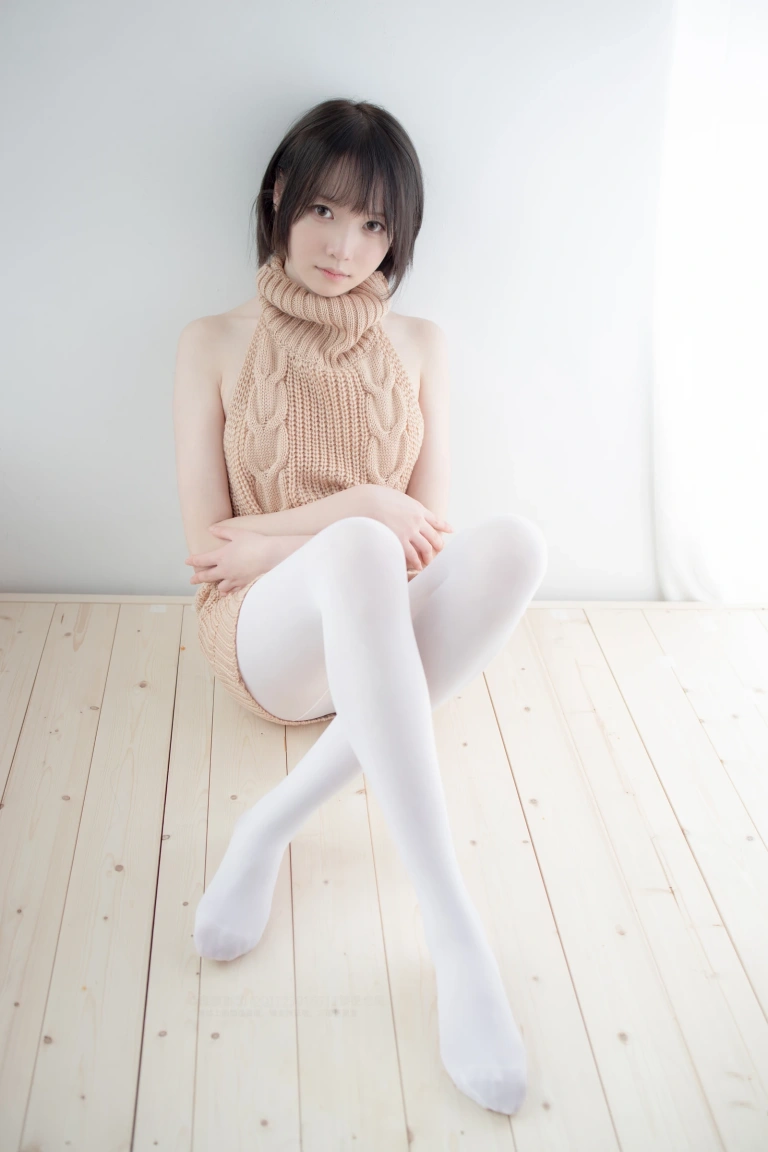 《LOVEPLUS-004》｜森萝财团 · 97张写真、1 个视频