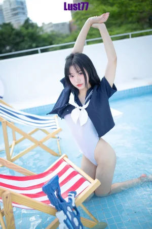 《清凉夏日》｜柒柒_Lust77 · 71张写真、1 个视频