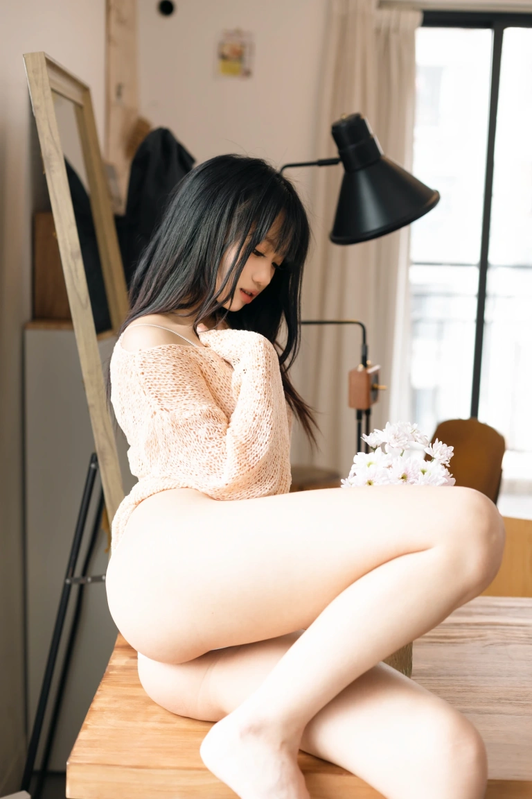 《半糖下午茶》｜柒柒_Lust77 · 30张写真