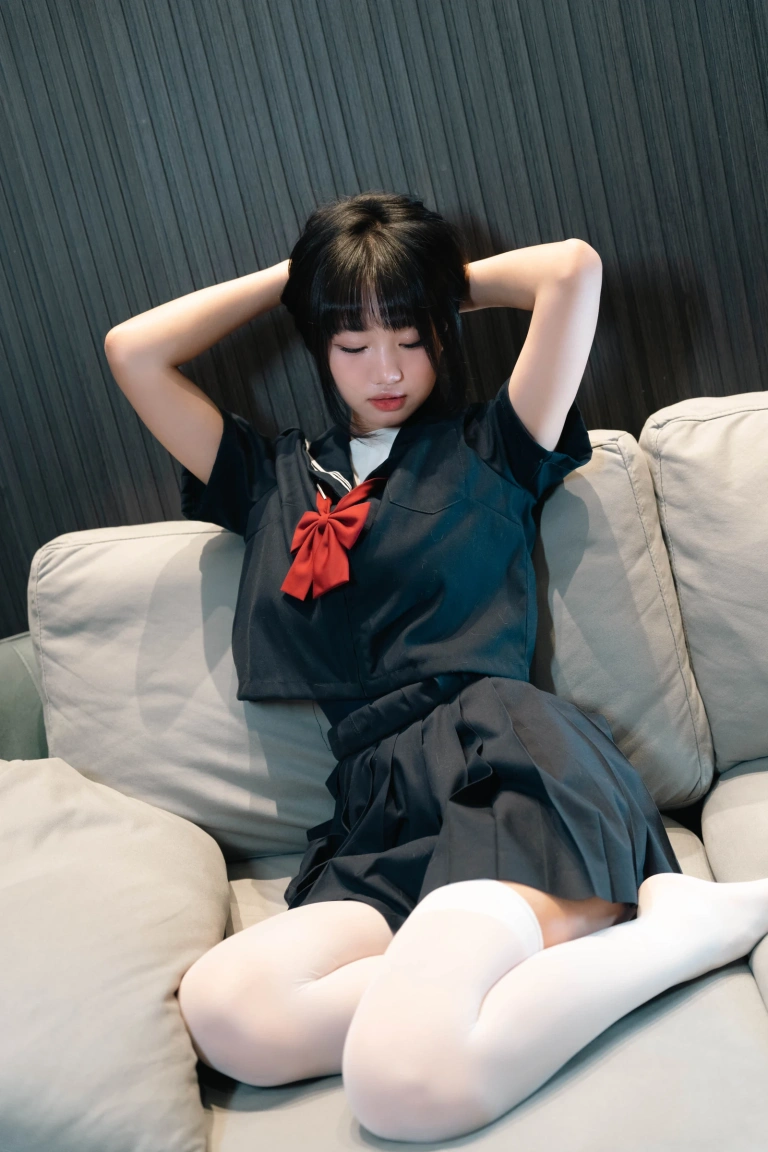 《白丝死库水》｜柒柒_Lust77 · 140张写真