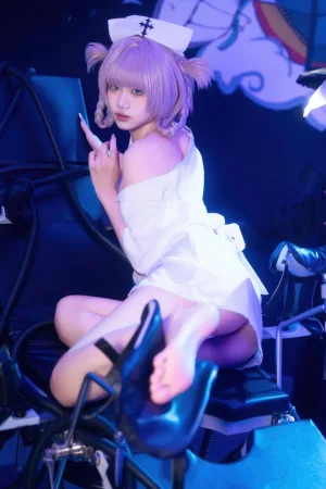《彻夜之歌 护士服小荠》｜柒柒_Lust77 · 100张写真