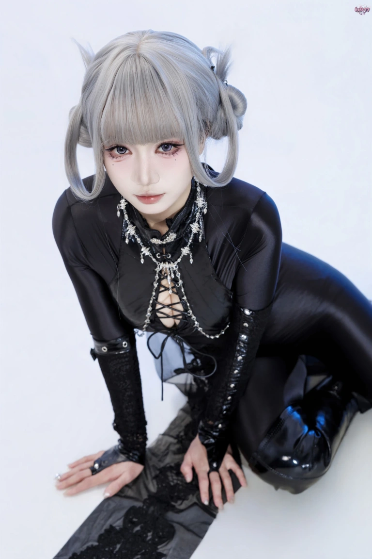 《黑靡烟旗袍》｜柒柒_Lust77 · 108张写真、2 个视频