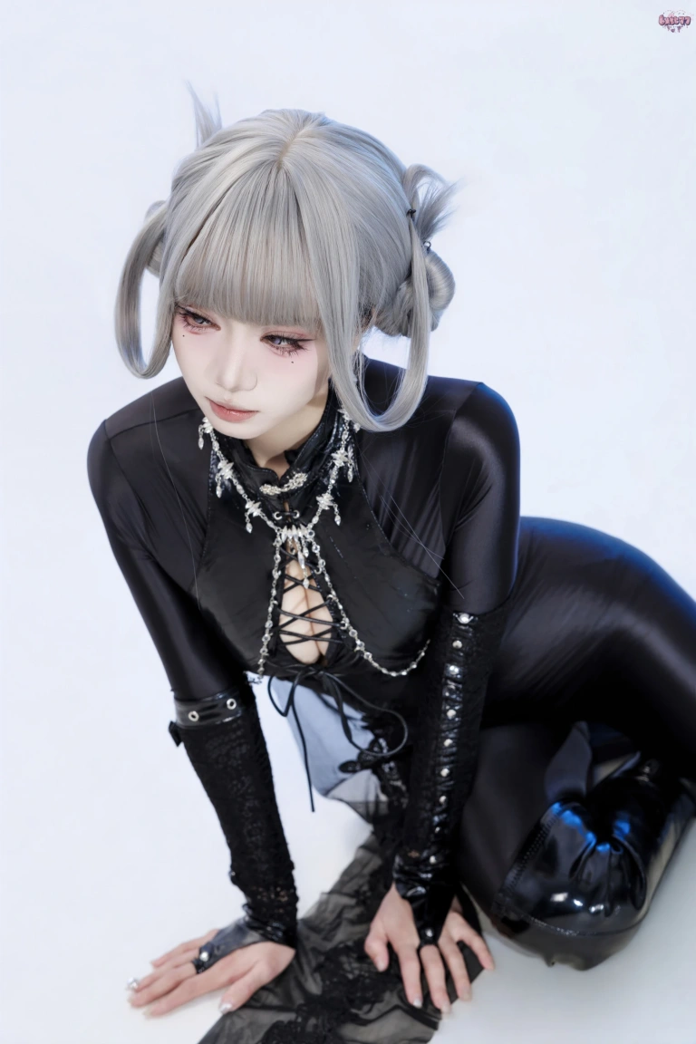 《黑靡烟旗袍》｜柒柒_Lust77 · 108张写真、2 个视频
