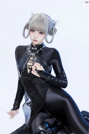 《黑靡烟旗袍》｜柒柒_Lust77 · 108张写真、2 个视频