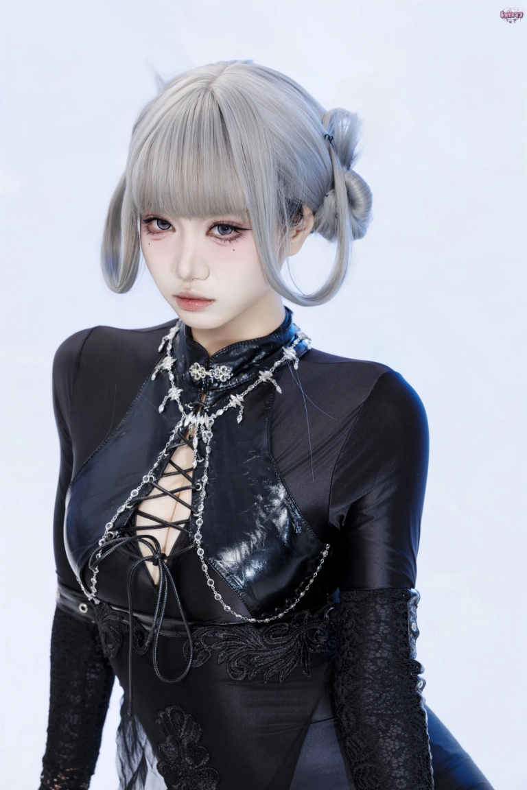《黑靡烟旗袍》｜柒柒_Lust77 · 108张写真、2 个视频
