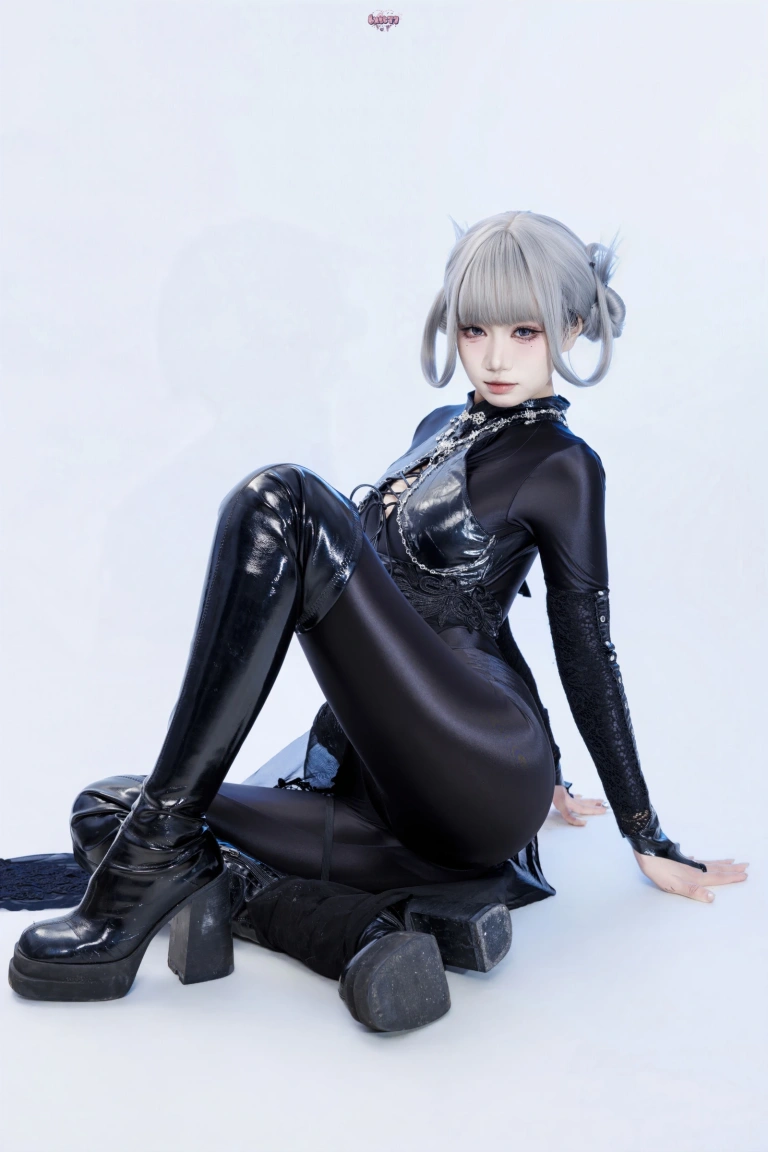《黑靡烟旗袍》｜柒柒_Lust77 · 108张写真、2 个视频