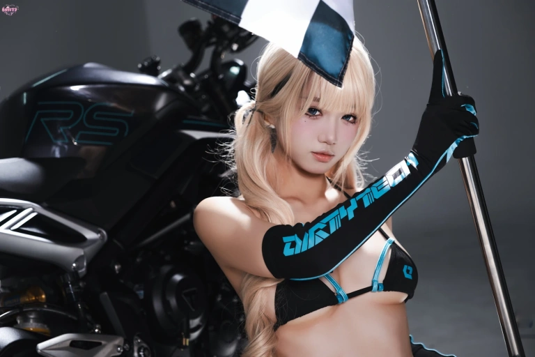 《赛车娘》｜柒柒_Lust77 · 134张写真、1 个视频