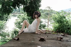 《雨天邂逅》｜柒柒_Lust77 · 178张写真、1 个视频