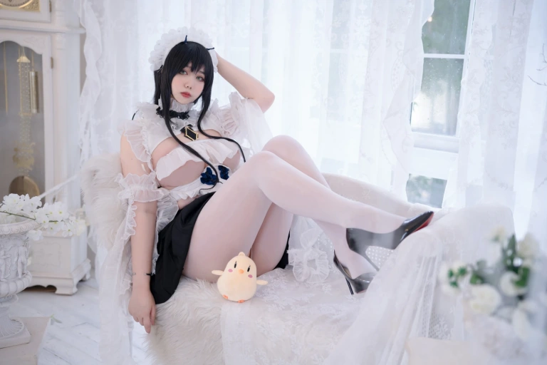 《碧蓝航线 不挠女仆没干劲的小姐姐》｜Meroko_魅瞳 · 53张写真