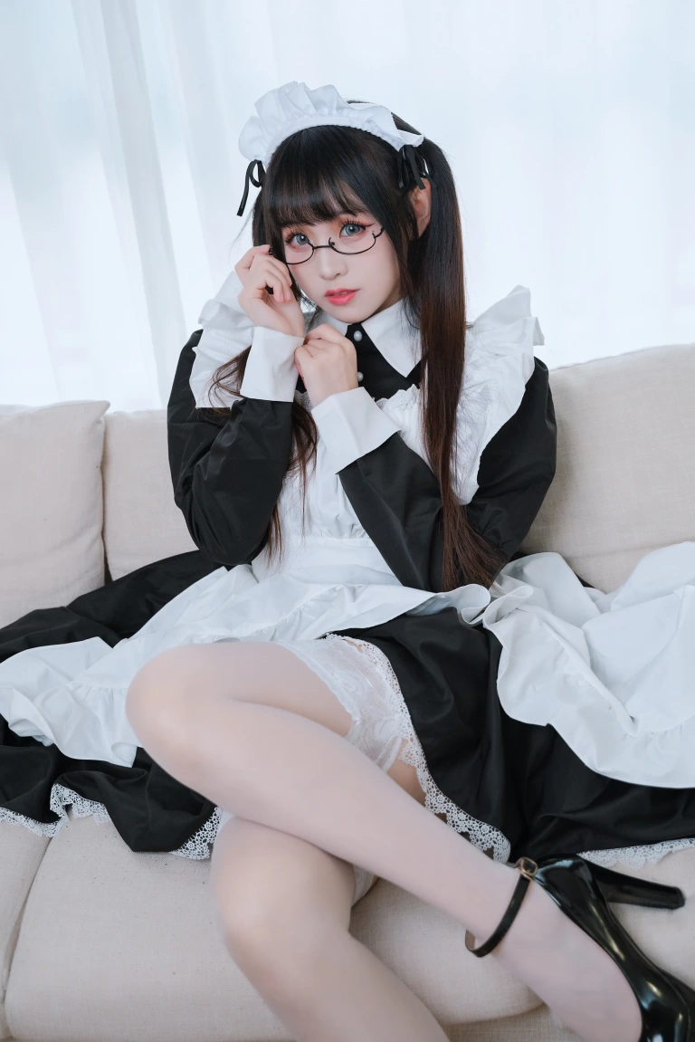 《女仆》｜miko酱ww · 23张写真