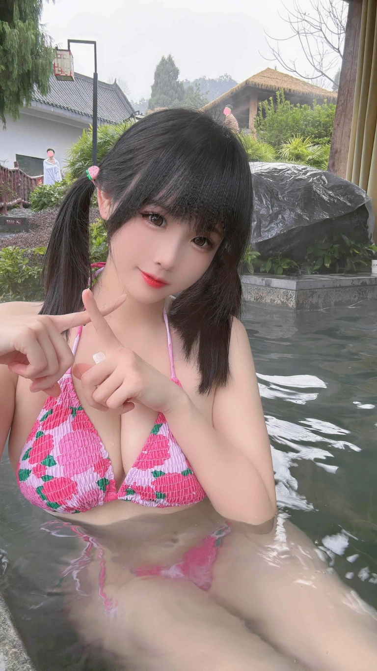 《冬日温泉2》｜miko酱ww · 24张写真