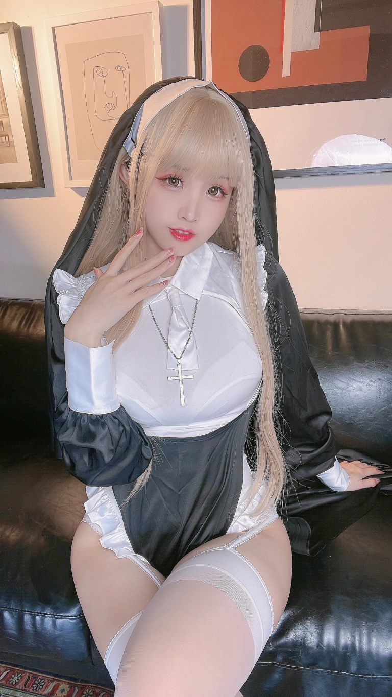 《自拍系列mikoの白丝01》｜miko酱ww · 241张写真