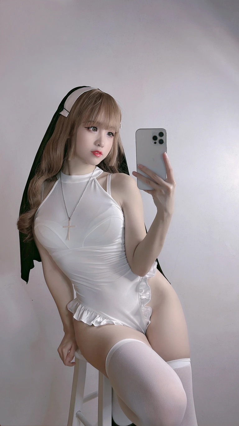 《自拍系列mikoの白丝01》｜miko酱ww · 241张写真