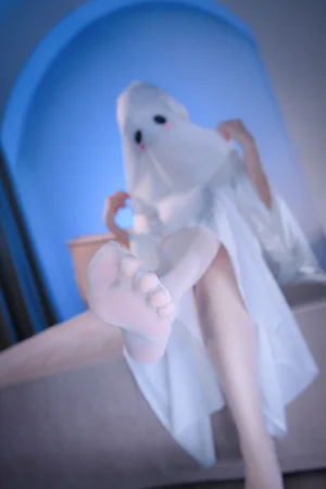 《幽灵》｜miko酱ww · 43张写真
