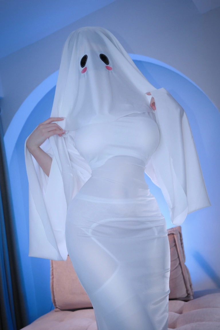 《幽灵》｜miko酱ww · 43张写真