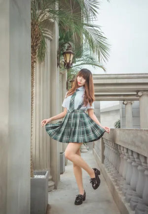 《JK》｜Money冷冷 · 9张写真