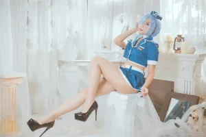 《蕾姆空姐小恶魔》｜Money冷冷 · 33张写真