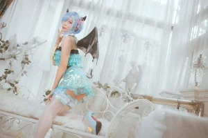 《蕾姆空姐小恶魔》｜Money冷冷 · 33张写真