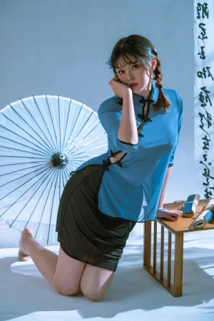 《清秋》｜Natsuko_夏夏子 · 57张写真、1 个视频
