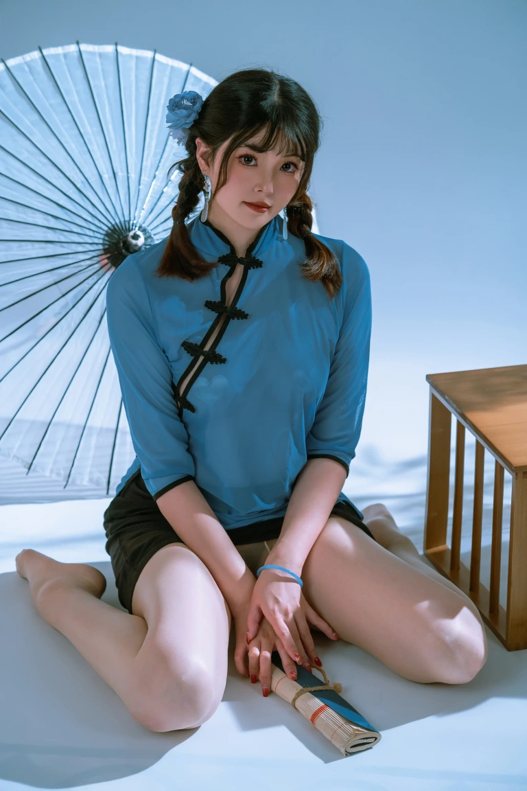 《清秋》｜Natsuko_夏夏子 · 57张写真、1 个视频