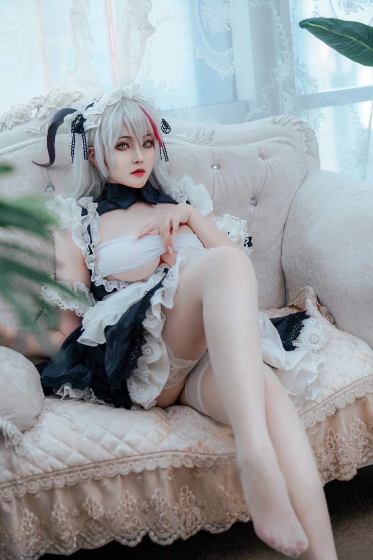 《碧蓝航线 埃吉尔龙女仆》｜Natsuko_夏夏子 · 17张写真