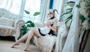 《碧蓝航线 埃吉尔龙女仆》｜Natsuko_夏夏子 · 17张写真