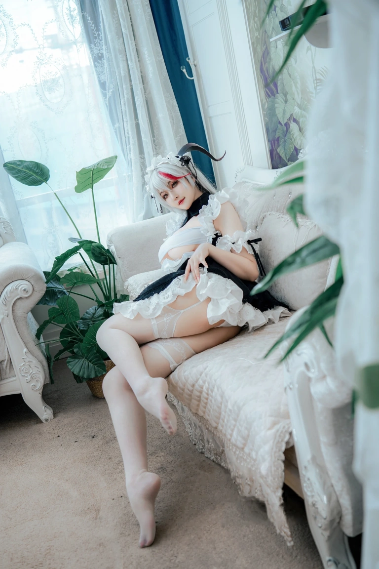 《碧蓝航线 埃吉尔龙女仆》｜Natsuko_夏夏子 · 17张写真