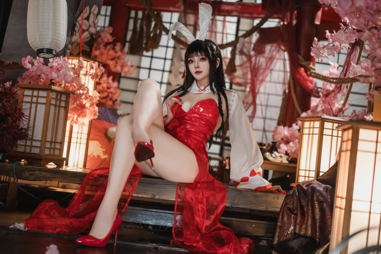 《碧蓝航线 大山巫女兔》｜Natsuko_夏夏子 · 70张写真