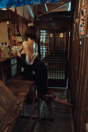 《老板娘1 热情老板娘》｜奈汐酱nice · 16张写真