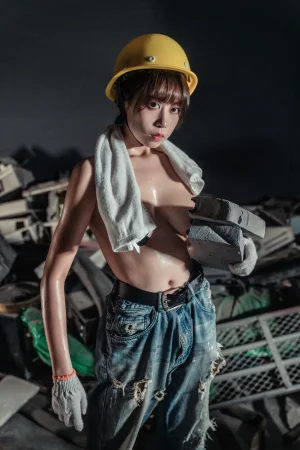 《咱们工人有力量》｜奈汐酱nice · 35张写真