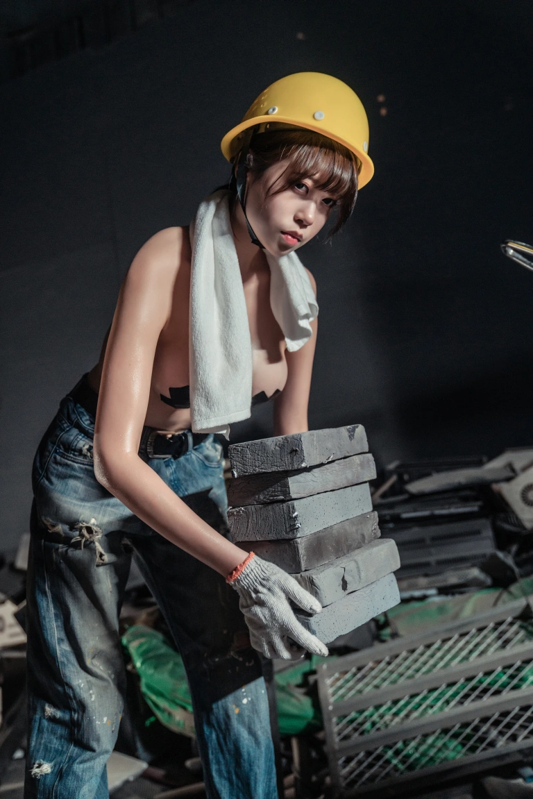 《咱们工人有力量》｜奈汐酱nice · 35张写真