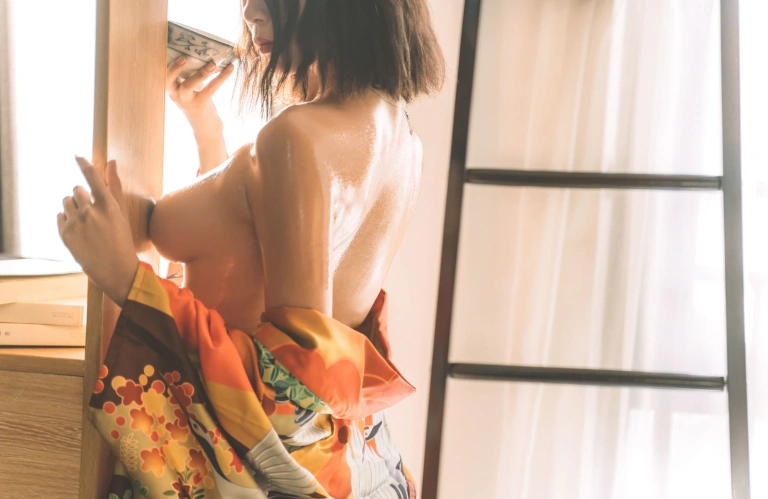 《消愁》｜奈汐酱nice · 15张写真