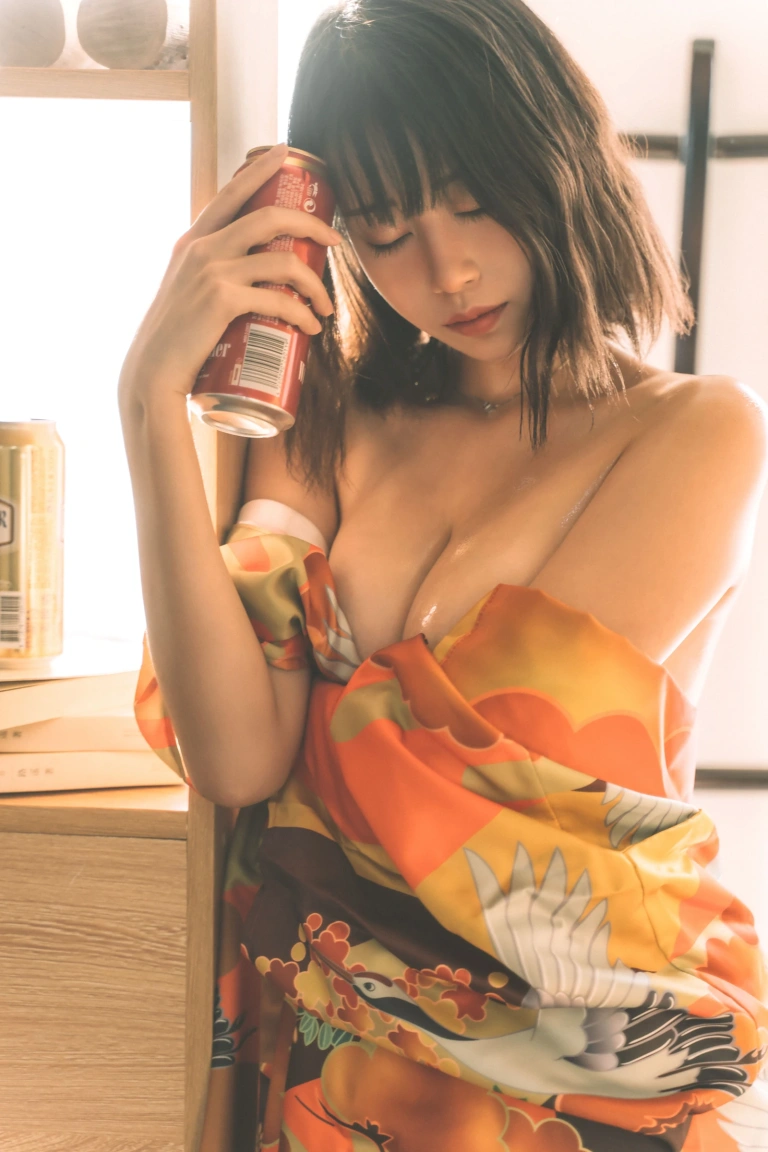 《消愁》｜奈汐酱nice · 15张写真
