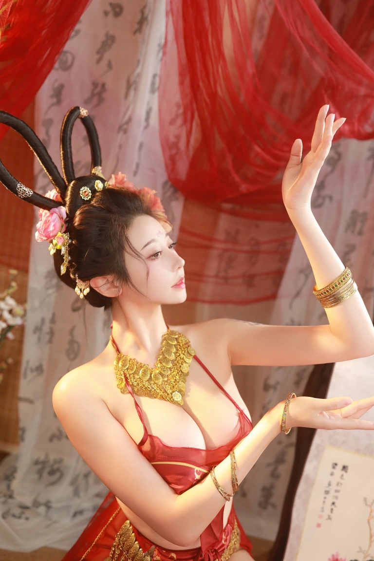 《赤帐舞》｜奈汐酱nice · 67张写真、2 个视频