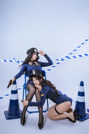 《限制区》｜奈汐酱nice&奶桃 · 73张写真