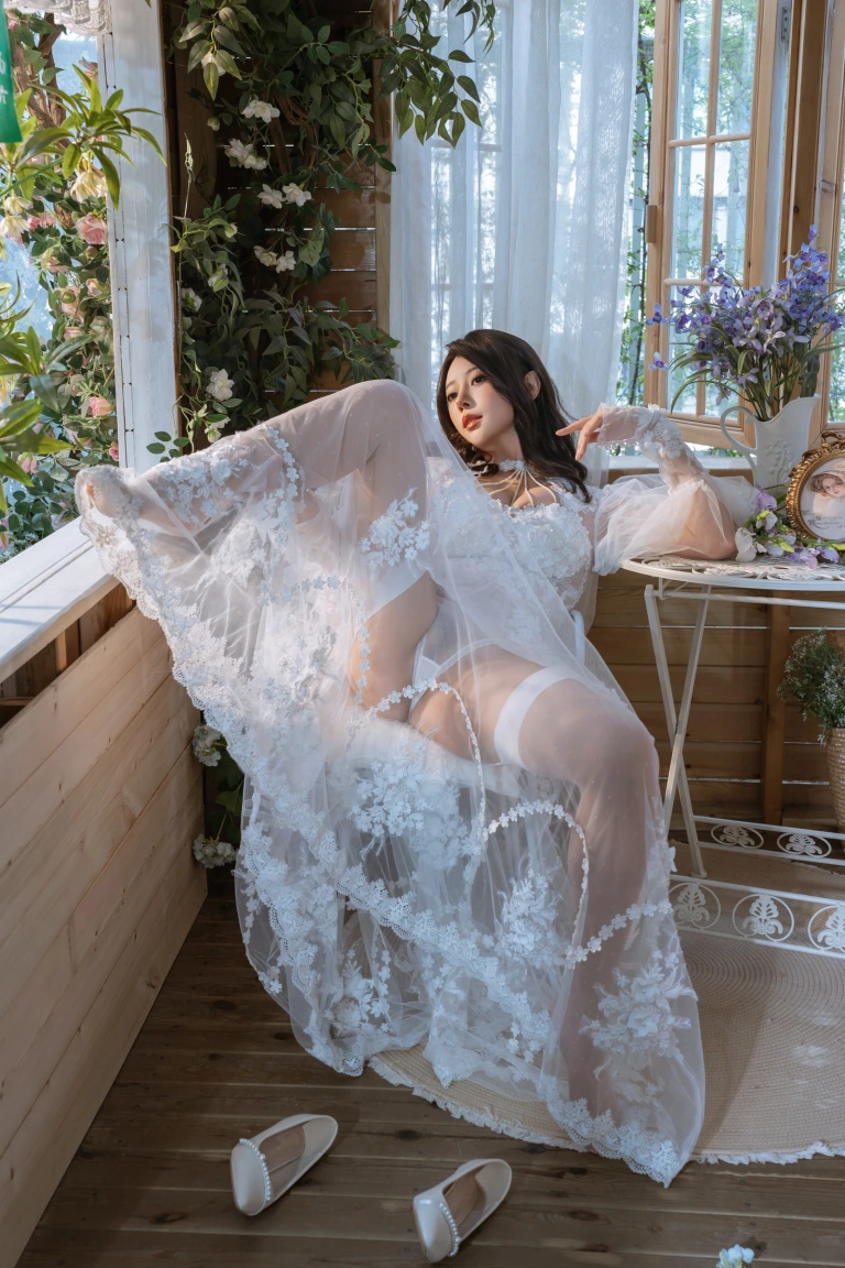 《下午茶》｜奈汐酱nice · 80张写真