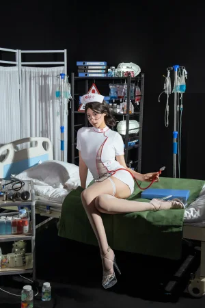 《心动护士》｜奈汐酱nice · 80张写真、1 个视频