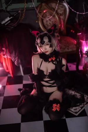《Fate黑贞万圣节》｜二佐Nisa · 20张写真