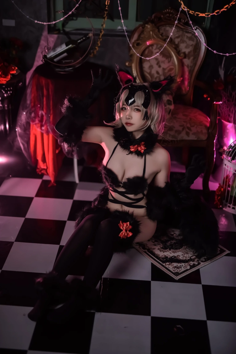 《Fate黑贞万圣节》｜二佐Nisa · 20张写真