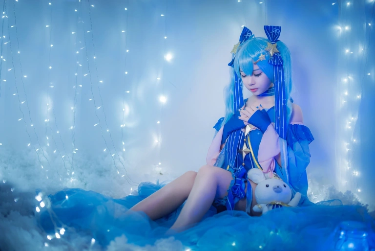 《初音》｜二佐Nisa · 29张写真