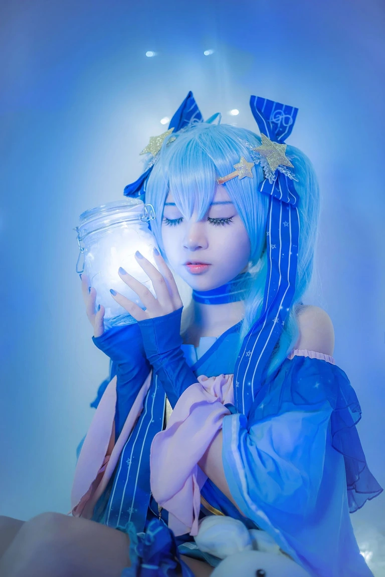 《初音》｜二佐Nisa · 29张写真