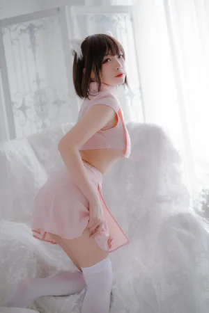 《粉旗袍》｜二佐Nisa · 21张写真