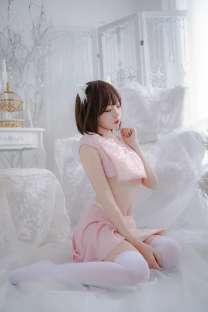 《粉旗袍》｜二佐Nisa · 21张写真