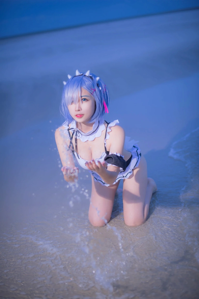 《蕾姆1号本 泳衣2》｜二佐Nisa · 11张写真