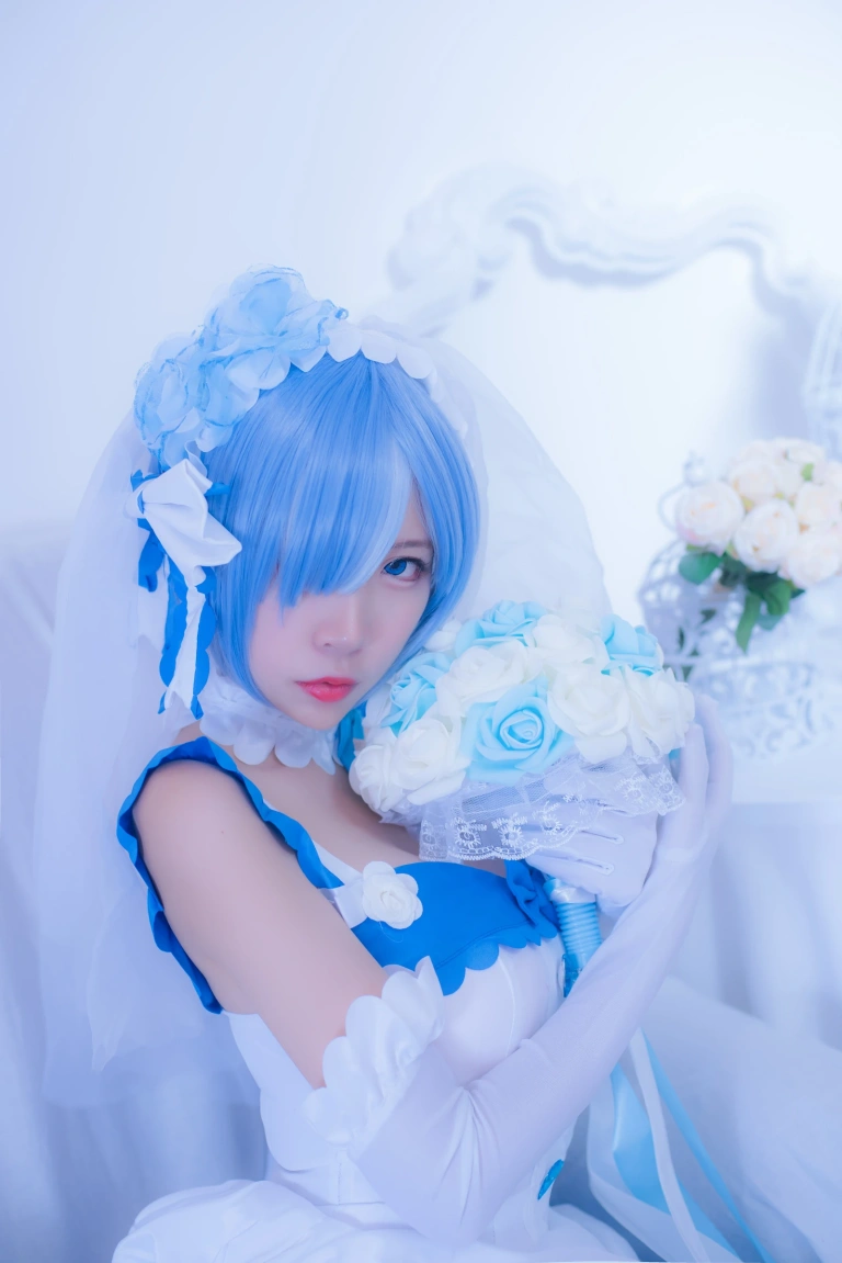 《蕾姆2号本 蕾姆花嫁》｜二佐Nisa · 33张写真