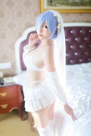 《蕾姆2号本 蕾姆婚纱》｜二佐Nisa · 35张写真