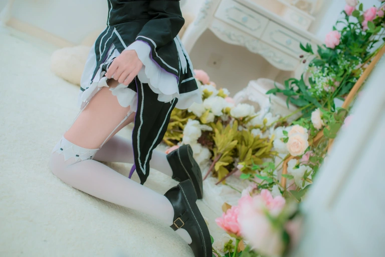 《蕾姆2号本 蕾姆女仆》｜二佐Nisa · 33张写真
