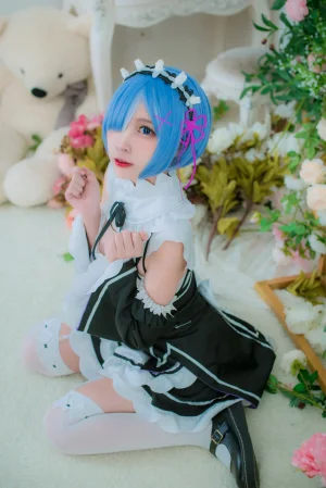 《蕾姆2号本 蕾姆女仆》｜二佐Nisa · 33张写真