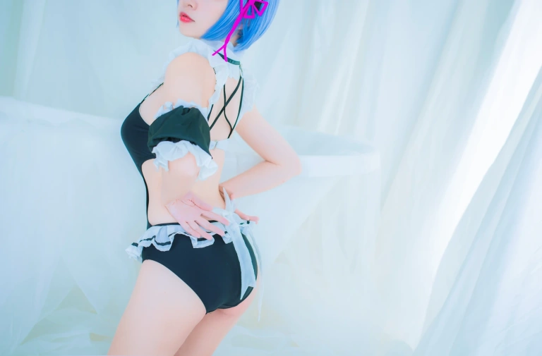 《蕾姆2号本 蕾姆泳装》｜二佐Nisa · 32张写真